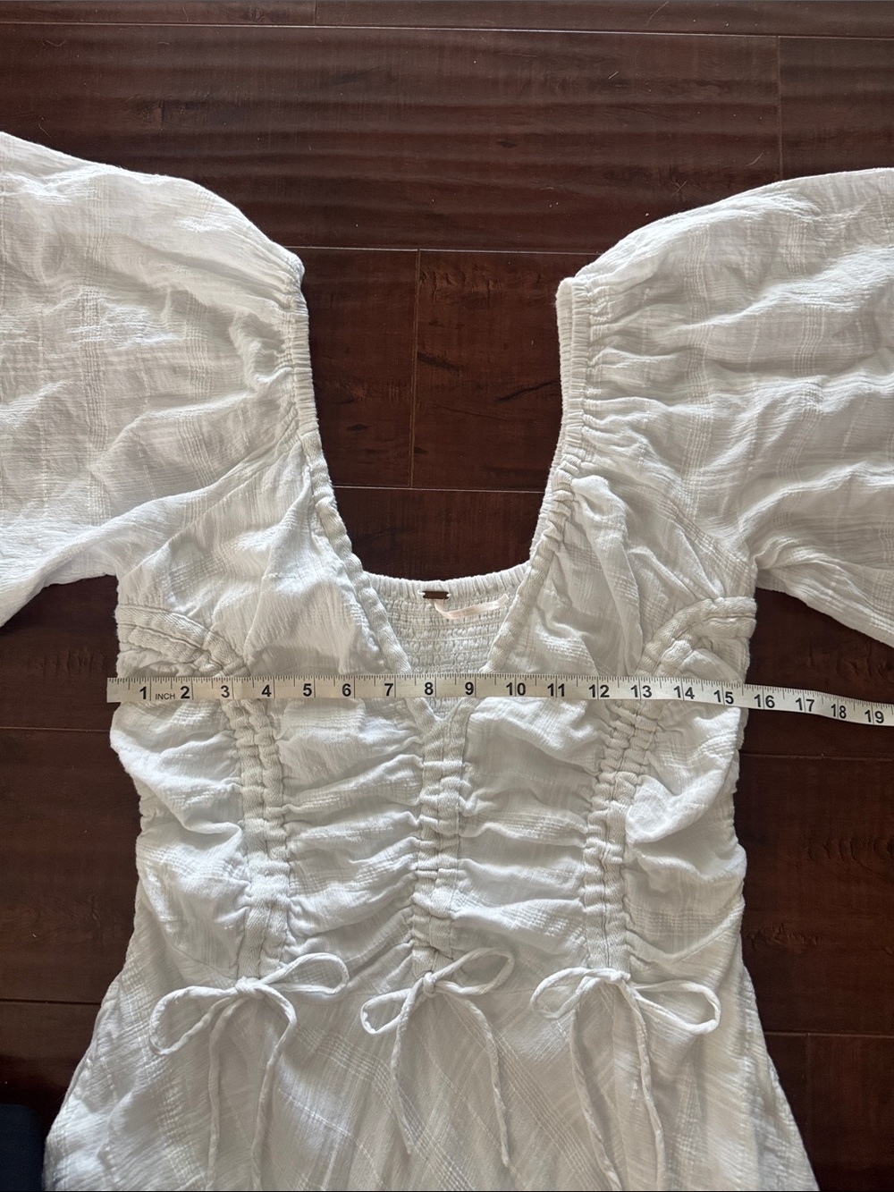 Free People Hard To Resist White Ruched Bodice Midi Dress w/Flutter Sleeves Sz M - Picture 3 of 12